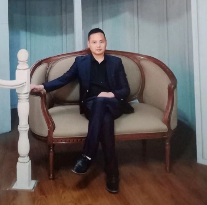 龙行天下的第二张照片--永康中老年相亲网